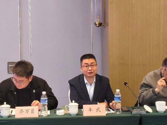 學(xué)會參訪協(xié)會、研究院、企業(yè)，共探合作發(fā)展新路徑
