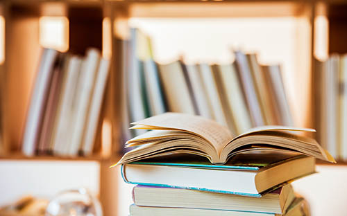 成人高考學(xué)費是多少？