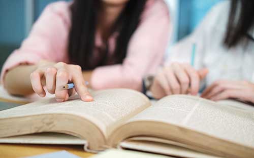 澳洲大學(xué)本科留學(xué)難嗎？澳大利亞本科留學(xué)條件是什么？