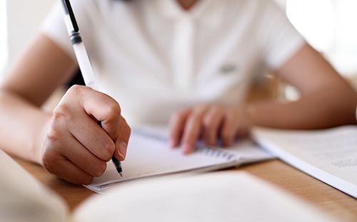 AP和IB課程的區(qū)別是什么，參加AP課程和IB課程有什么好處