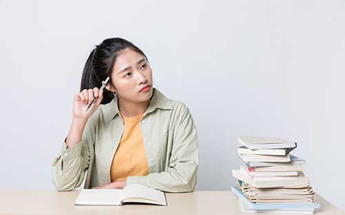 為什么說大學(xué)期間越早備考GMAT越好？