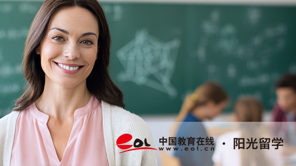 新加坡紡織品設計專業(yè)本科留學費用是多少錢